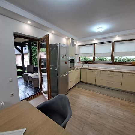 Vik'S Home Сігішоара Екстер'єр фото