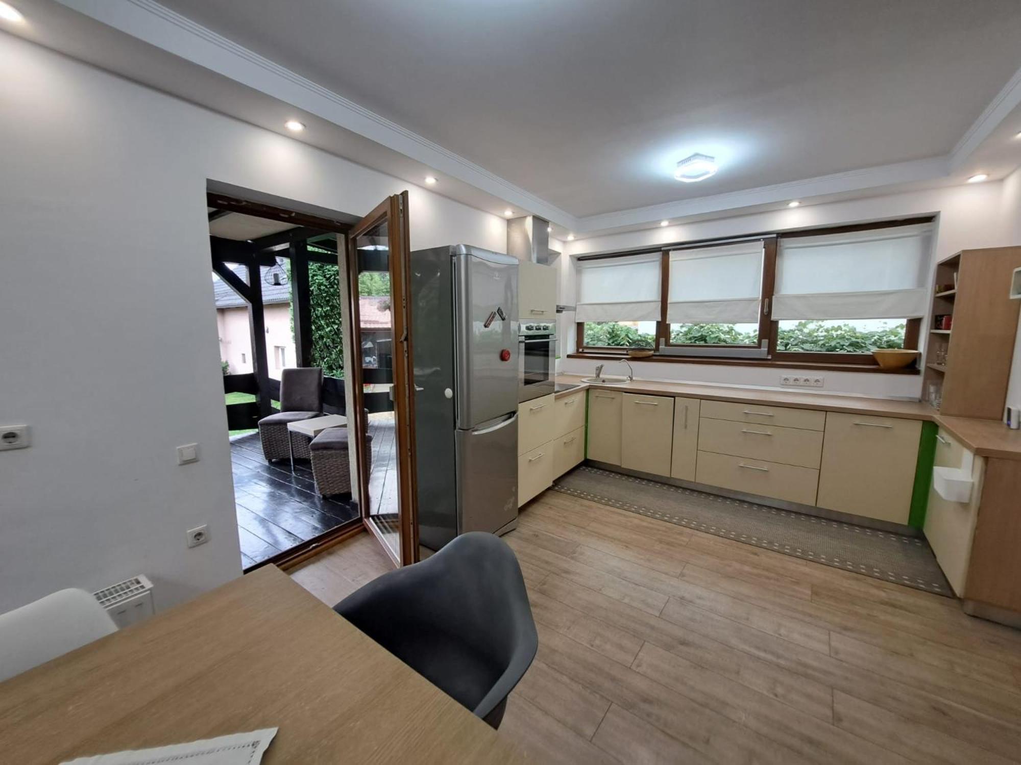 Vik'S Home Сігішоара Екстер'єр фото